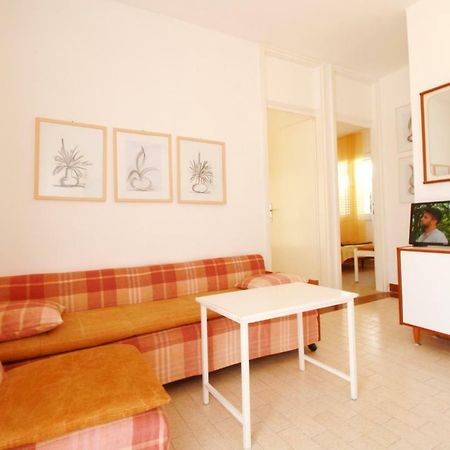 Apartment Dada Petrcane Luaran gambar