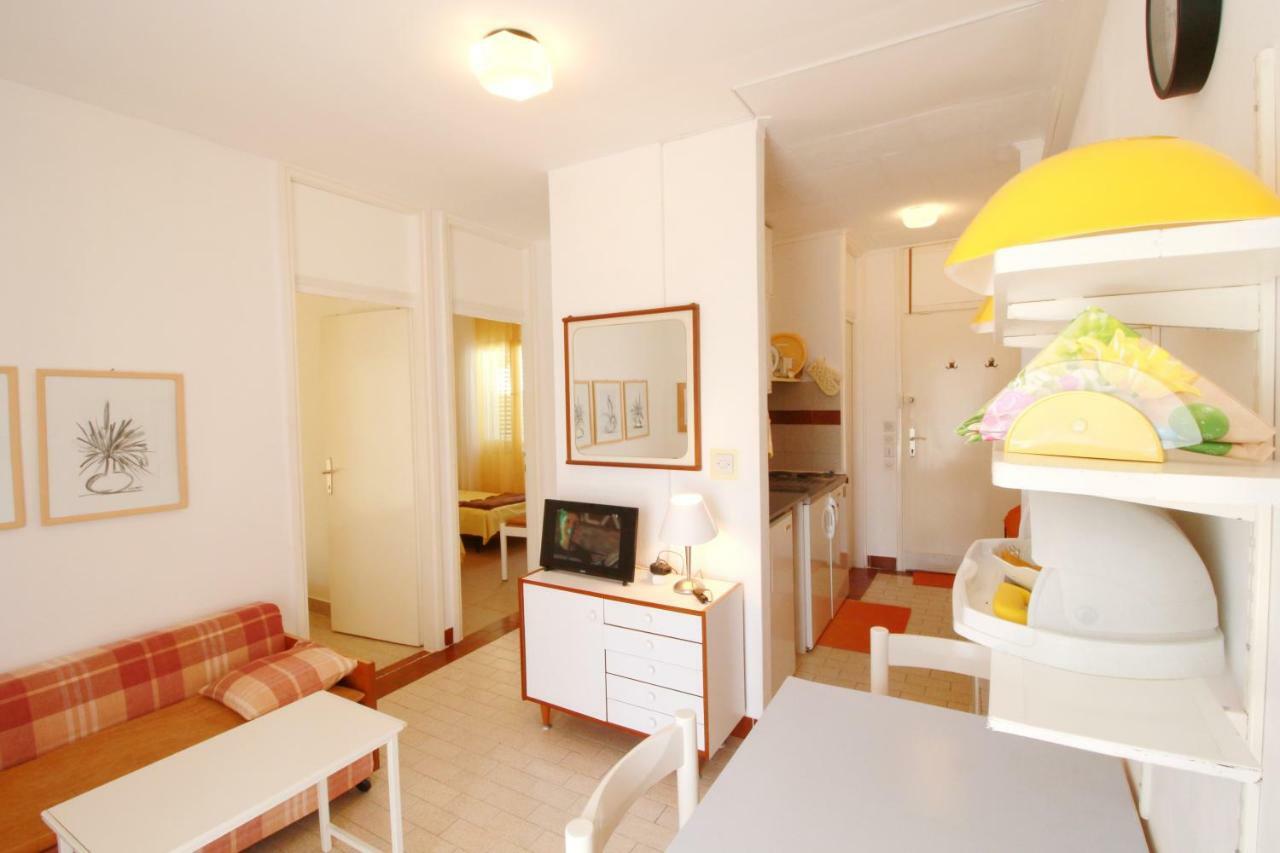 Apartment Dada Petrcane Luaran gambar