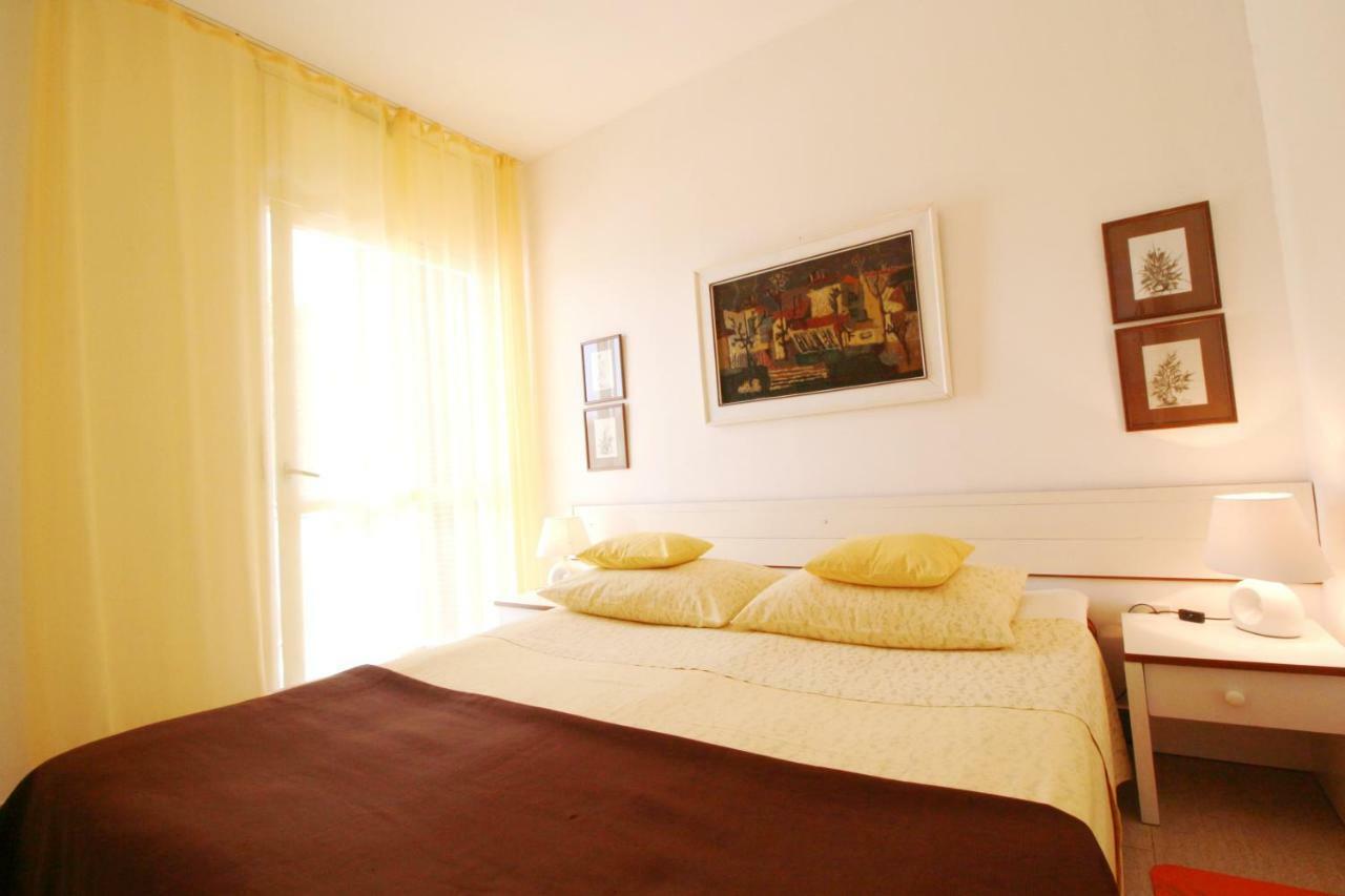 Apartment Dada Petrcane Luaran gambar