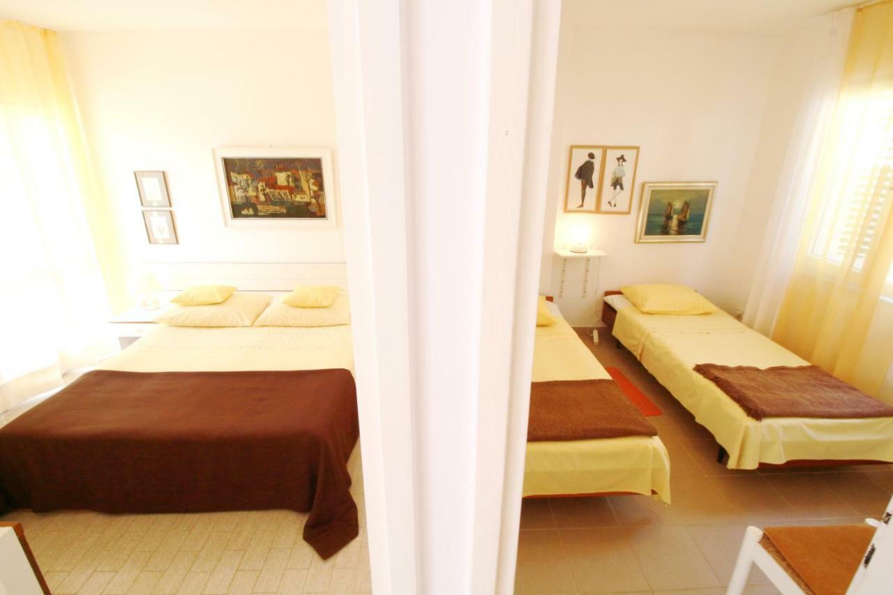 Apartment Dada Petrcane Luaran gambar