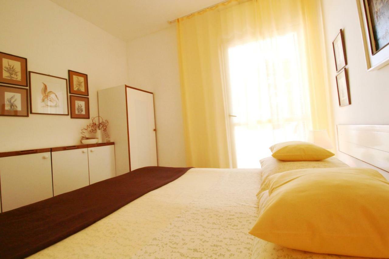 Apartment Dada Petrcane Luaran gambar